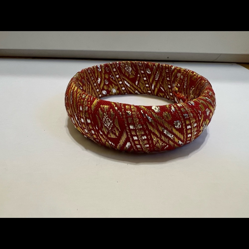Three piece bangle/bracelet - Picture 3 of 6